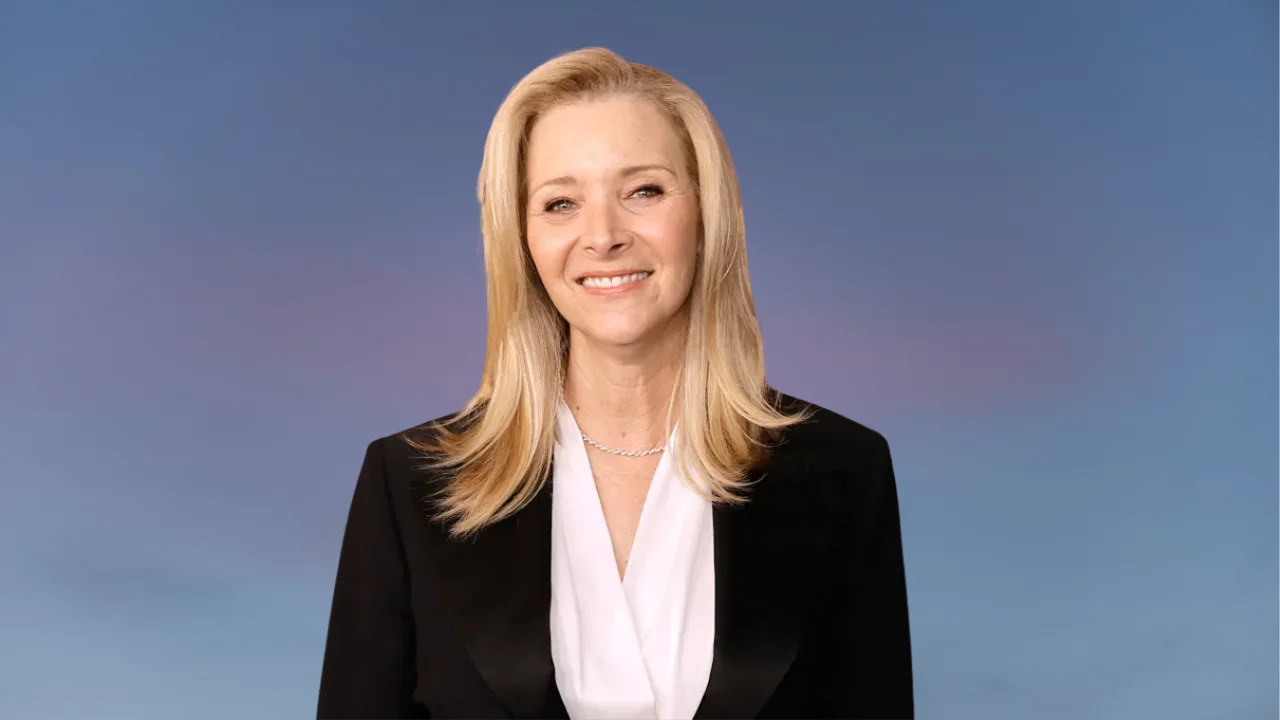 lisa kudrow net worth